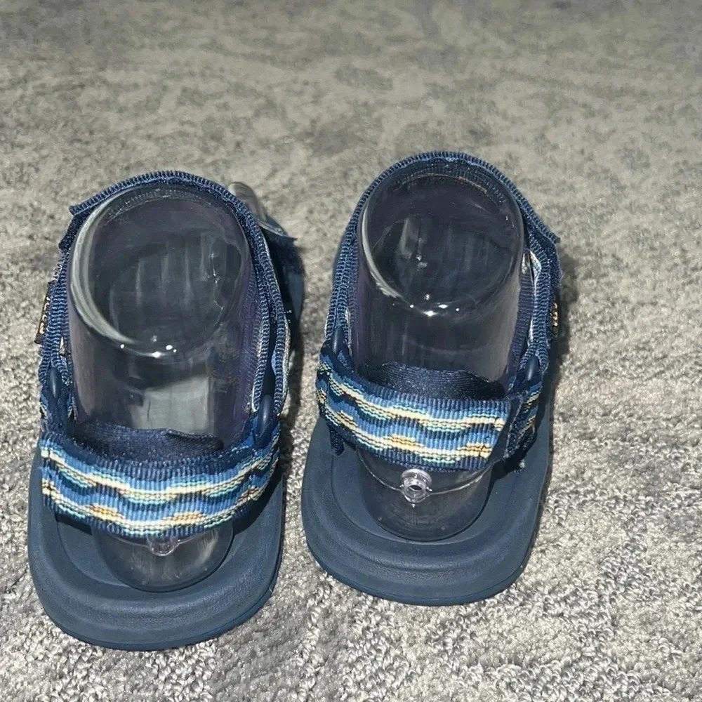 •Teva•​​ - Picture 5 of 6